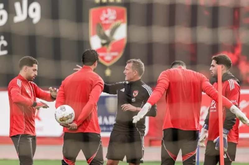 منافسة قوية وجلسة ثلاثية.. ماذا فعل توروب قبل مشاركة شوبير أمام يانج أفريكانز؟ 